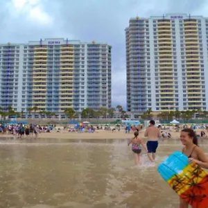 Ocean Walk - Dramatic 3 Bedroom Ocean Front View , Daytona Beach United States